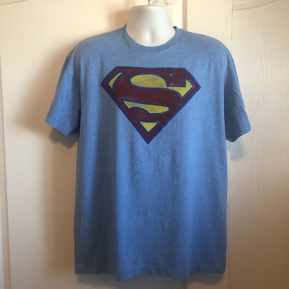 🔲 DC COMICS - Superman Men’s Classic T-Shirt